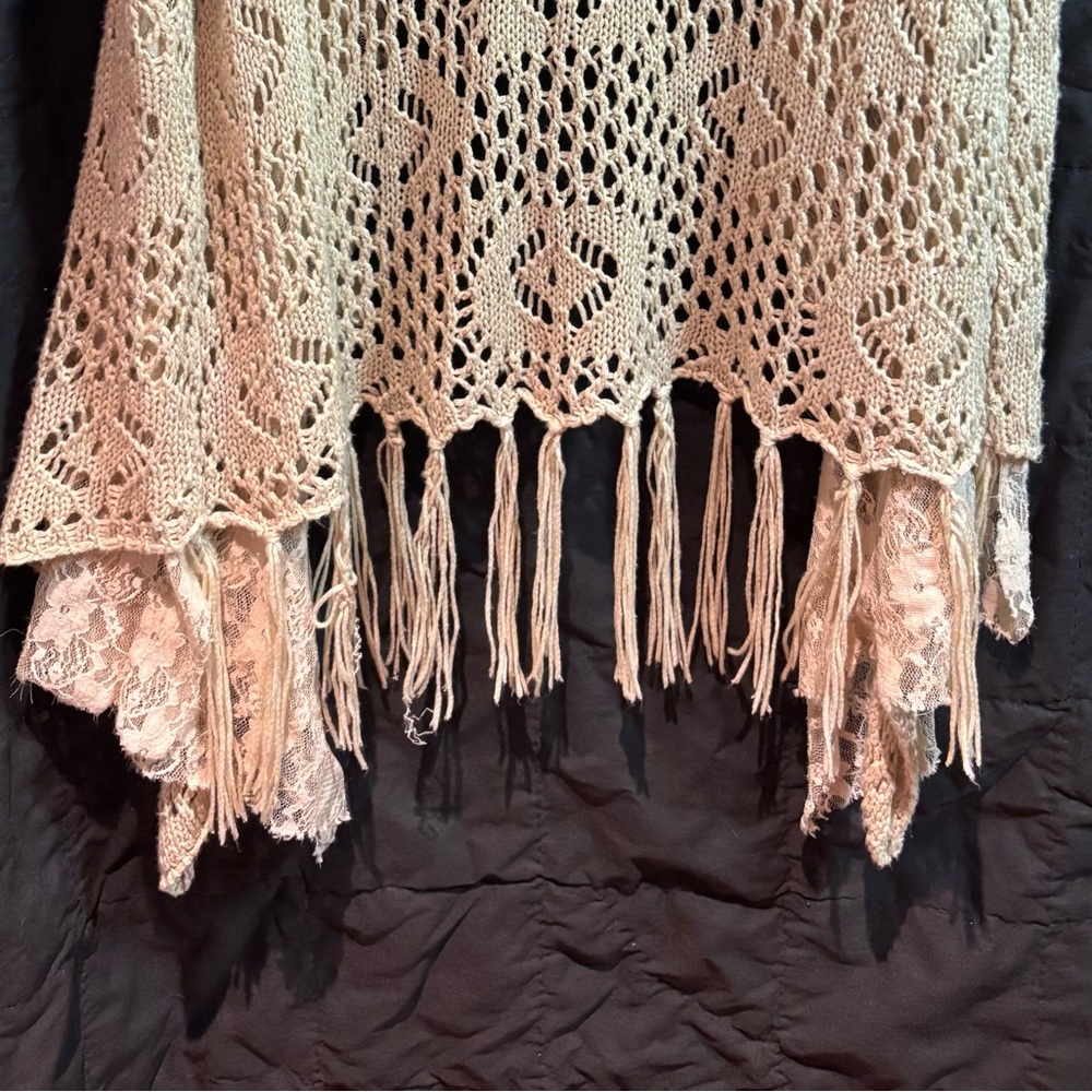 Daytrip Cream Crochet Vest with Fringe - Picture 4 of 4